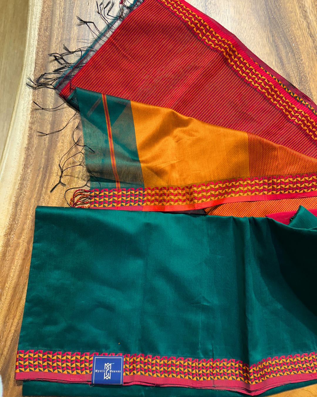Bottle Green Maheshwari Cotton Silk Saree